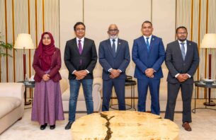 އައިއެސްސީ ކޮންފަރެންސް ނިންމަވާލެއްވުމަށް ފަހު މަޖިލީހުގެ ރައީސް އެނބުރި ރާއްޖެ ވަޑައިގެންފި thumbnail image