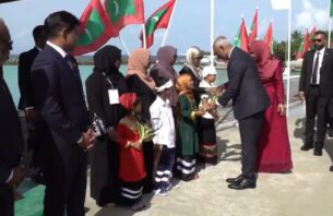 ޤައުމީ ދުވަހުގެ ހަރަކާތްތަކަށް ރައީސްގެ ދެކަނބަލުން އުތީމަށް ވަޑައިގެންފި thumbnail image