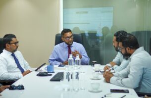 ދިއްގަރު ކައުންސިލުން ބޭސް ލިބުމުގައި ހުރި ކަންބޮޑުވުންތައް ސްޓޭޓްފާމާއާ ހިއްސާކޮށްފި thumbnail image