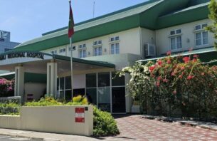 ޓަވަރަކުން ވެއްޓުނު ބިދޭސީއަކަށް ފަރުވާ ދެނީ thumbnail image