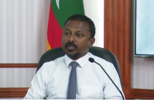 ޑޮލަރުގެ ޤާނޫނަށް ގެނައި ބަދަލާ އެކު މަހެއް ތެރޭ ނަތީޖާ ފެންނާނެ: އޭޖީ އުޝާމް thumbnail image