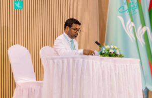 ސިޔާސީ ވާދަވެރިން ޕީއެންސީގެ މަތީ މަޖިލީހުން ފިލާވަޅު ލިބިގަންނަންޖެހޭ: ފަތުހީ thumbnail image