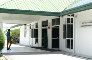 ތިނަދޫ ސިނާއީ ސަރަހައްދުގައި މީހަކު ނިޔާވެފައި އޮއްވާ ފެނިއްޖެ thumbnail image