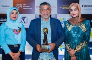 ސަރަހައްދީ އެއާޕޯޓްތައް ފަހަތަށް، ހިތްގައިމު އެއަރޕޯޓުގެ އެވޯޑް ވީއައިއޭއަށް thumbnail image