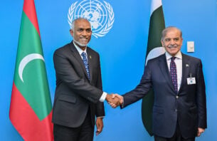 ރައީސް މުއިއްޒު ޕާކިސްތާނަށް ރަސްމީ ދަތުރުފުޅެއް ކުރައްވަނީ thumbnail image
