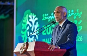 ކުދި ވިޔަފާރިތަކަށް ނުލިބު ހުރި ފައިސާ ޓެކުހުން ކެނޑޭ ގޮތް ހަދަނީ thumbnail image