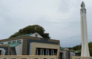 ތުރާކުނުގައި އަލަށް ބިނާކުރި މިސްކިތް ނިންމައި، ހުޅުވަން ތައްޔާރުވެއްޖެ thumbnail image