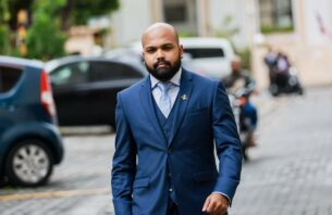 އިދިކޮޅުން ކިތަންމެ ގޭމެއް ކުޅުނަސް ޑޮލަރު މައްސަލަ މި ސަރުކާރުން ހައްލުކުރާނެ: ފޭދޫ އުތުރު މެމްބަރު thumbnail image